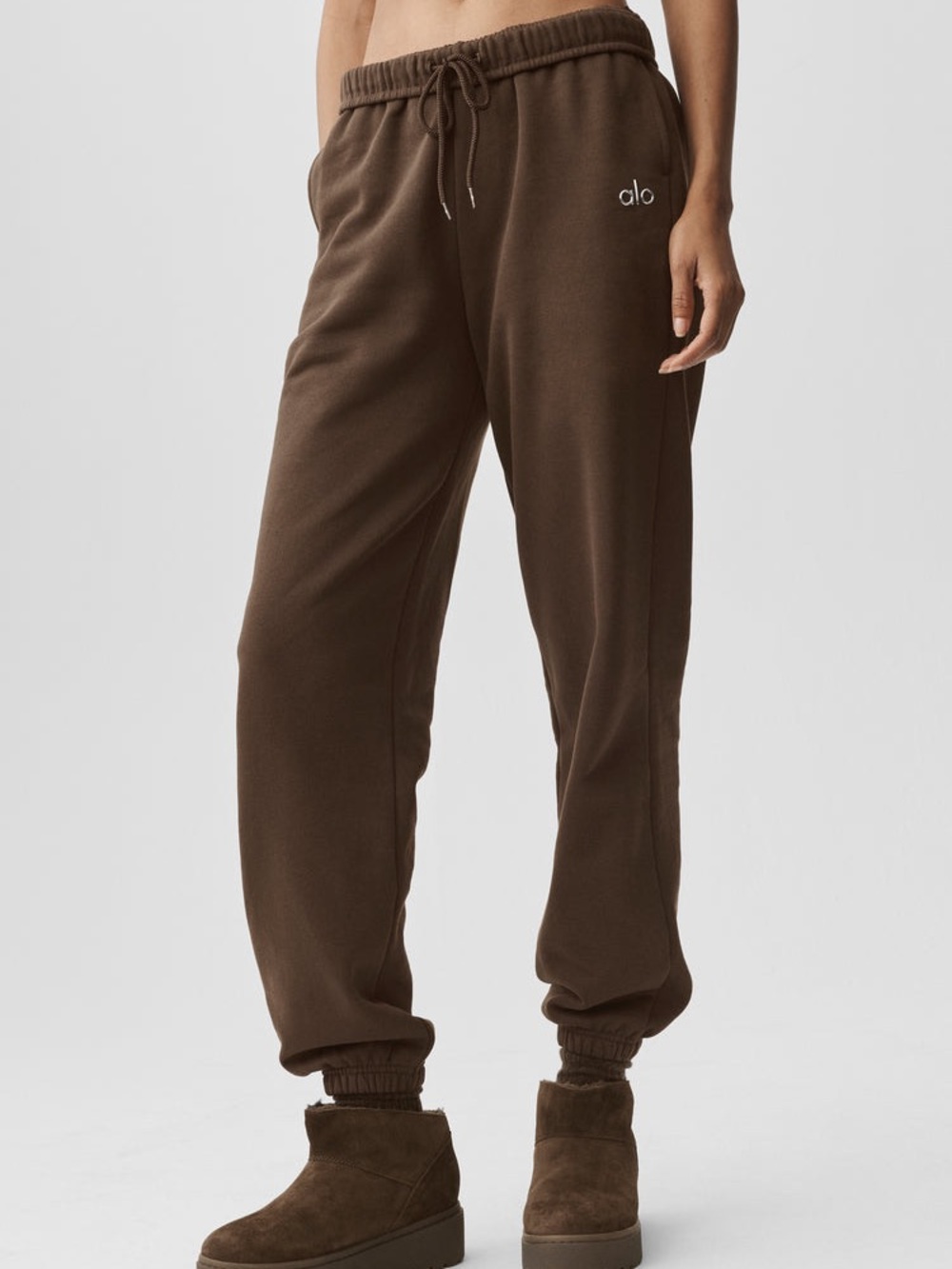 ALO Yoga Espresso Accolade Sweatpant